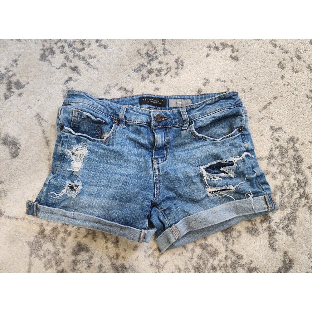 Aeropostale Womens Midi Dark Blue Denim Distressed Cuffed Midi Shorts Size 4
